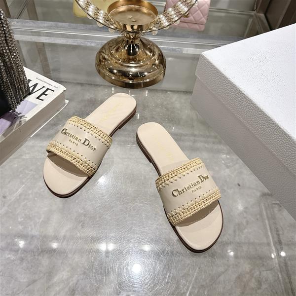 20251128184321763 250